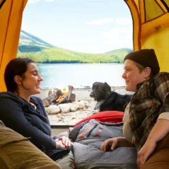 Woods Expedition Banff Lightweight Insulated Cold Weather Mummy Sleeping Bag W/ Compression Sack, -12°C -Woods Shop woods cascade 4 person tent abf6549a 9c89 4ce7 a0a7 d741326f43f4