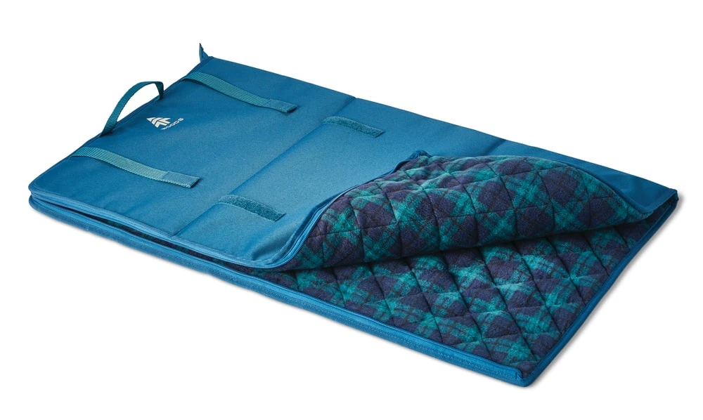 Woods Queen DreamTech Memory Foam Double-High Inflatable Air Mattress/Airbed W/ Built-In 120V Pump 17 Woods Queen DreamTech Memory Foam Double-High Inflatable Air Mattress/Airbed W/ Built-In 120V Pump - Image 15